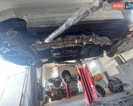 Серый Рено Трафик, объемом двигателя 2 л и пробегом 157 тыс. км за 27300 $, фото 76 на Automoto.ua