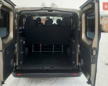 Сірий Рено Трафік, об'ємом двигуна 1.6 л та пробігом 237 тис. км за 19300 $, фото 44 на Automoto.ua