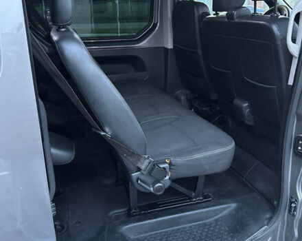 Серый Рено Трафик, объемом двигателя 2 л и пробегом 157 тыс. км за 27300 $, фото 52 на Automoto.ua