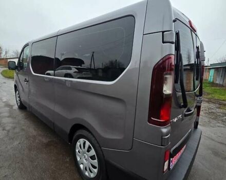 Серый Рено Трафик, объемом двигателя 1.6 л и пробегом 246 тыс. км за 19200 $, фото 4 на Automoto.ua