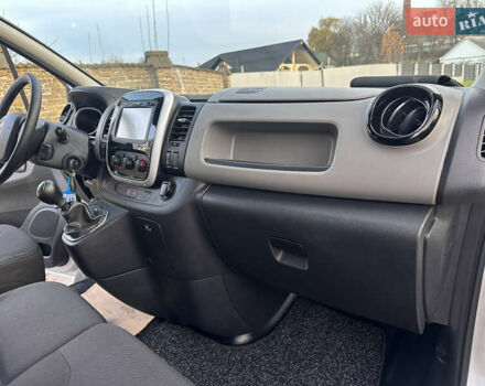 Серый Рено Трафик, объемом двигателя 1.6 л и пробегом 167 тыс. км за 18500 $, фото 31 на Automoto.ua