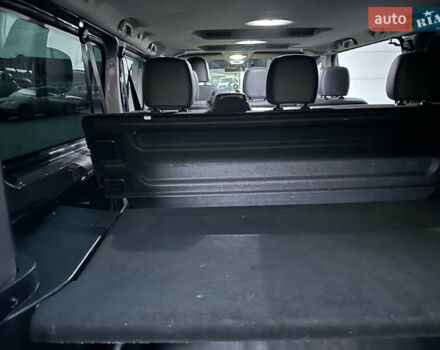 Серый Рено Трафик, объемом двигателя 2 л и пробегом 157 тыс. км за 27300 $, фото 73 на Automoto.ua