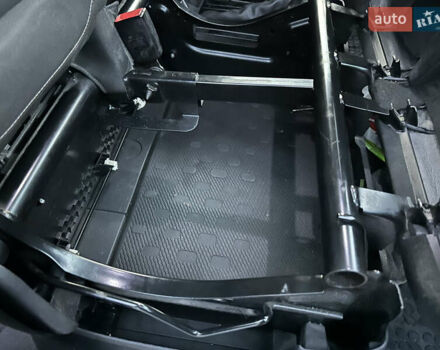 Серый Рено Трафик, объемом двигателя 2 л и пробегом 157 тыс. км за 27300 $, фото 47 на Automoto.ua