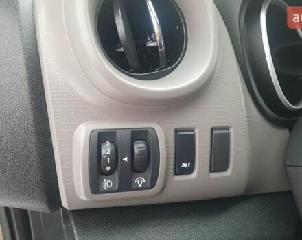 Сірий Рено Трафік, об'ємом двигуна 1.6 л та пробігом 237 тис. км за 19300 $, фото 21 на Automoto.ua