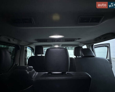 Серый Рено Трафик, объемом двигателя 2 л и пробегом 157 тыс. км за 27300 $, фото 54 на Automoto.ua