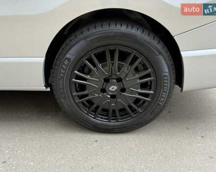 Сірий Рено Трафік, об'ємом двигуна 2 л та пробігом 135 тис. км за 34800 $, фото 19 на Automoto.ua