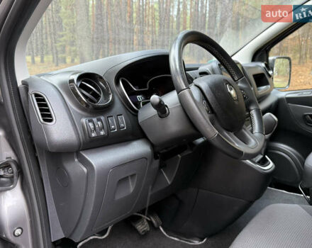 Серый Рено Трафик, объемом двигателя 2 л и пробегом 52 тыс. км за 28800 $, фото 29 на Automoto.ua