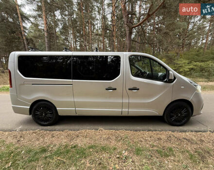 Сірий Рено Трафік, об'ємом двигуна 2 л та пробігом 135 тис. км за 34800 $, фото 15 на Automoto.ua