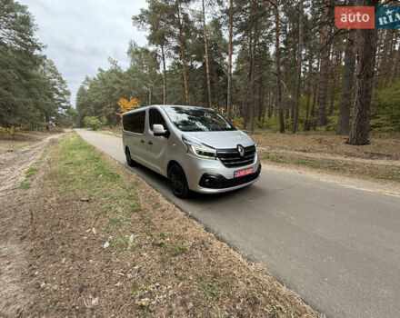 Сірий Рено Трафік, об'ємом двигуна 2 л та пробігом 135 тис. км за 34800 $, фото 116 на Automoto.ua