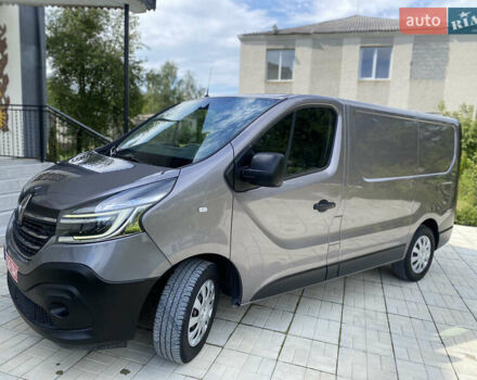 Серый Рено Трафик, объемом двигателя 2 л и пробегом 245 тыс. км за 17500 $, фото 6 на Automoto.ua