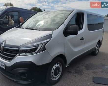 Серый Рено Трафик, объемом двигателя 2 л и пробегом 138 тыс. км за 22900 $, фото 4 на Automoto.ua