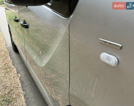 Сірий Рено Трафік, об'ємом двигуна 2 л та пробігом 135 тис. км за 34800 $, фото 22 на Automoto.ua