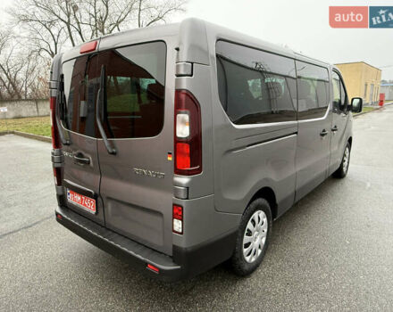Серый Рено Трафик, объемом двигателя 2 л и пробегом 275 тыс. км за 24800 $, фото 53 на Automoto.ua