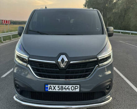 Серый Рено Трафик, объемом двигателя 2 л и пробегом 109 тыс. км за 25500 $, фото 4 на Automoto.ua