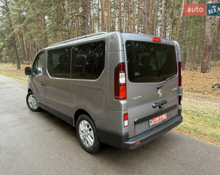 Серый Рено Трафик, объемом двигателя 2 л и пробегом 52 тыс. км за 28800 $, фото 24 на Automoto.ua