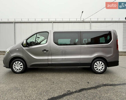 Серый Рено Трафик, объемом двигателя 2 л и пробегом 275 тыс. км за 24800 $, фото 8 на Automoto.ua