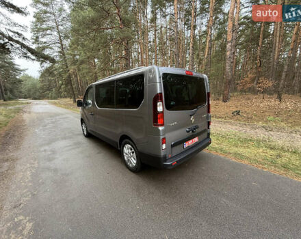 Серый Рено Трафик, объемом двигателя 2 л и пробегом 52 тыс. км за 28800 $, фото 60 на Automoto.ua