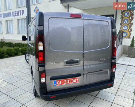 Серый Рено Трафик, объемом двигателя 2 л и пробегом 245 тыс. км за 17500 $, фото 11 на Automoto.ua