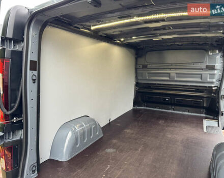 Сірий Рено Трафік, об'ємом двигуна 2 л та пробігом 209 тис. км за 21800 $, фото 22 на Automoto.ua