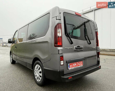 Серый Рено Трафик, объемом двигателя 2 л и пробегом 275 тыс. км за 24800 $, фото 10 на Automoto.ua