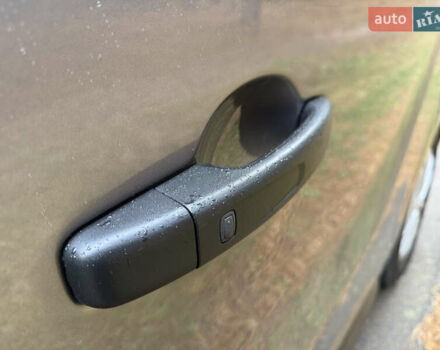 Серый Рено Трафик, объемом двигателя 2 л и пробегом 52 тыс. км за 28800 $, фото 52 на Automoto.ua