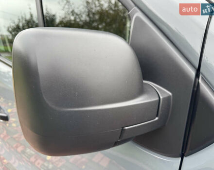 Серый Рено Трафик, объемом двигателя 2 л и пробегом 209 тыс. км за 21800 $, фото 38 на Automoto.ua