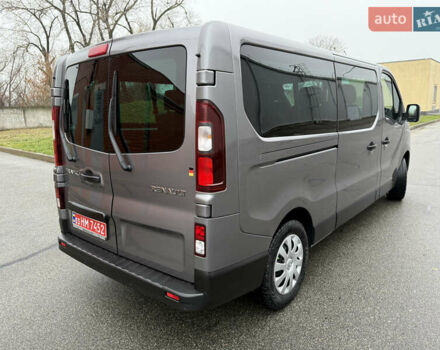 Серый Рено Трафик, объемом двигателя 2 л и пробегом 275 тыс. км за 24800 $, фото 24 на Automoto.ua