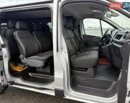 Серый Рено Трафик, объемом двигателя 2 л и пробегом 138 тыс. км за 22900 $, фото 14 на Automoto.ua