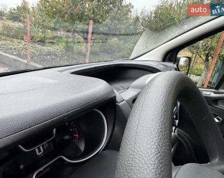 Сірий Рено Трафік, об'ємом двигуна 2 л та пробігом 209 тис. км за 21800 $, фото 44 на Automoto.ua