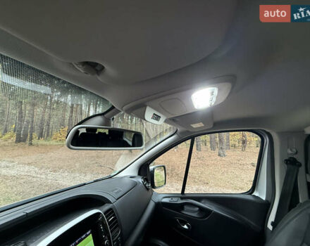 Сірий Рено Трафік, об'ємом двигуна 2 л та пробігом 135 тис. км за 34800 $, фото 58 на Automoto.ua