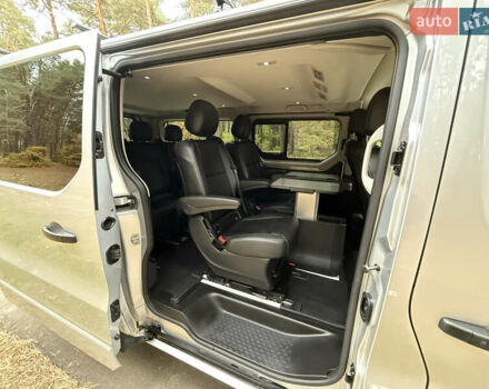 Сірий Рено Трафік, об'ємом двигуна 2 л та пробігом 135 тис. км за 34800 $, фото 95 на Automoto.ua