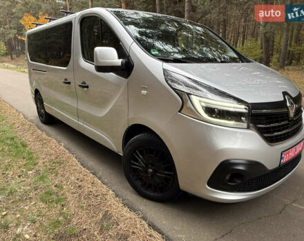 Сірий Рено Трафік, об'ємом двигуна 2 л та пробігом 135 тис. км за 34800 $, фото 36 на Automoto.ua