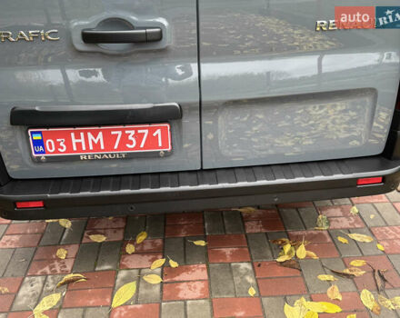 Сірий Рено Трафік, об'ємом двигуна 2 л та пробігом 209 тис. км за 21800 $, фото 11 на Automoto.ua