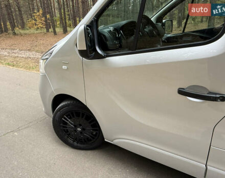 Сірий Рено Трафік, об'ємом двигуна 2 л та пробігом 135 тис. км за 34800 $, фото 39 на Automoto.ua