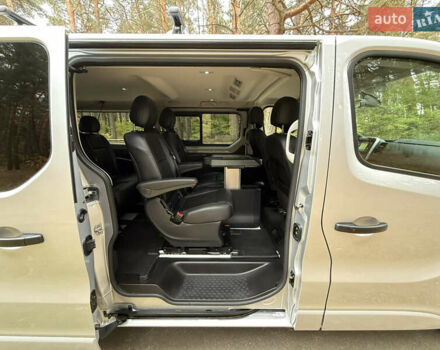 Сірий Рено Трафік, об'ємом двигуна 2 л та пробігом 135 тис. км за 34800 $, фото 93 на Automoto.ua