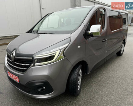 Серый Рено Трафик, объемом двигателя 2 л и пробегом 275 тыс. км за 24800 $, фото 22 на Automoto.ua