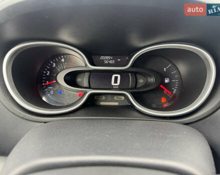 Серый Рено Трафик, объемом двигателя 2 л и пробегом 202 тыс. км за 23999 $, фото 15 на Automoto.ua