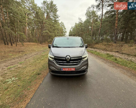 Серый Рено Трафик, объемом двигателя 2 л и пробегом 52 тыс. км за 28800 $, фото 56 на Automoto.ua