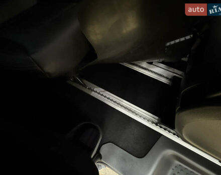 Сірий Рено Трафік, об'ємом двигуна 2 л та пробігом 135 тис. км за 34800 $, фото 87 на Automoto.ua