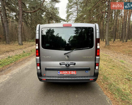 Серый Рено Трафик, объемом двигателя 2 л и пробегом 52 тыс. км за 28800 $, фото 11 на Automoto.ua
