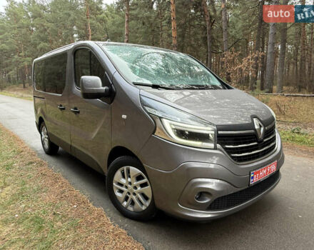 Серый Рено Трафик, объемом двигателя 2 л и пробегом 52 тыс. км за 28800 $, фото 21 на Automoto.ua