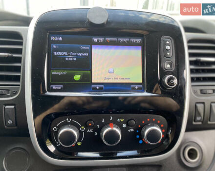 Серый Рено Трафик, объемом двигателя 2 л и пробегом 245 тыс. км за 17500 $, фото 27 на Automoto.ua