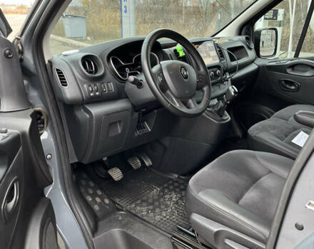 Серый Рено Трафик, объемом двигателя 2 л и пробегом 110 тыс. км за 25500 $, фото 9 на Automoto.ua