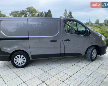 Серый Рено Трафик, объемом двигателя 2 л и пробегом 245 тыс. км за 17500 $, фото 17 на Automoto.ua