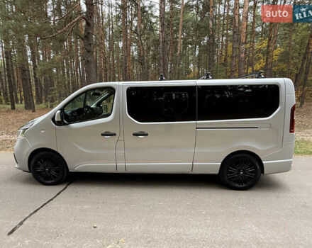 Сірий Рено Трафік, об'ємом двигуна 2 л та пробігом 135 тис. км за 34800 $, фото 109 на Automoto.ua