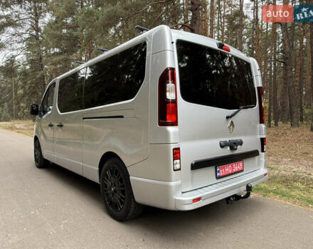 Сірий Рено Трафік, об'ємом двигуна 2 л та пробігом 135 тис. км за 34800 $, фото 10 на Automoto.ua