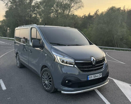 Серый Рено Трафик, объемом двигателя 2 л и пробегом 109 тыс. км за 25500 $, фото 5 на Automoto.ua