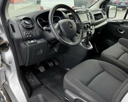 Серый Рено Трафик, объемом двигателя 2 л и пробегом 138 тыс. км за 22900 $, фото 27 на Automoto.ua