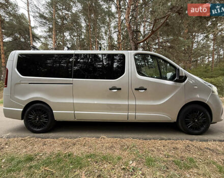 Сірий Рено Трафік, об'ємом двигуна 2 л та пробігом 135 тис. км за 34800 $, фото 16 на Automoto.ua