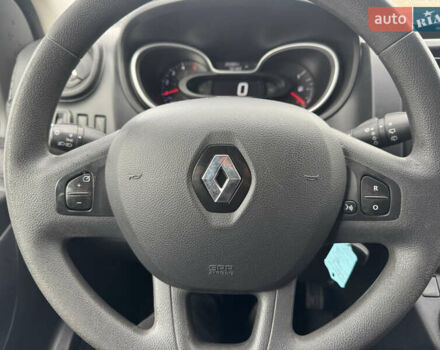 Серый Рено Трафик, объемом двигателя 2 л и пробегом 202 тыс. км за 23999 $, фото 14 на Automoto.ua